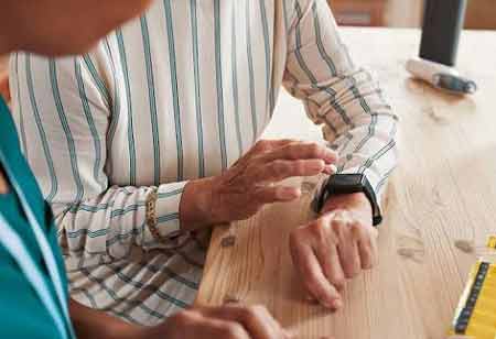 Choosing a Medical Alert Systems Partner for Scale and Continuity